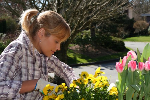 Cancellation and service responsibilities for gardeners